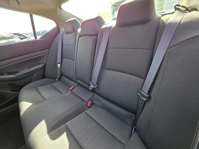 Used 2023 Nissan Altima 2.5 SV image 14