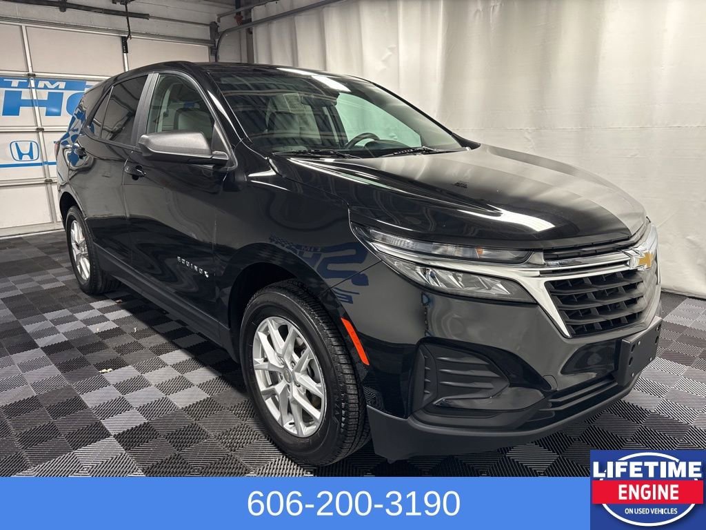 Used 2024 Chevrolet Equinox LS w/ LS Convenience Package image 3