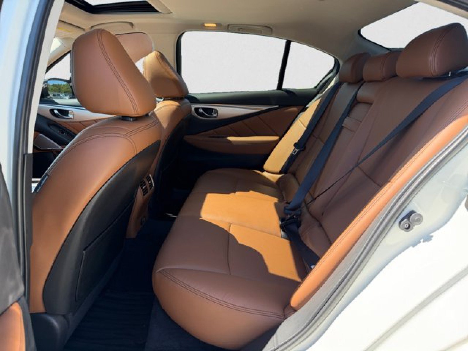 Certified 2024 INFINITI Q50 Luxe w/ Cargo Package AWD/4WD image 17