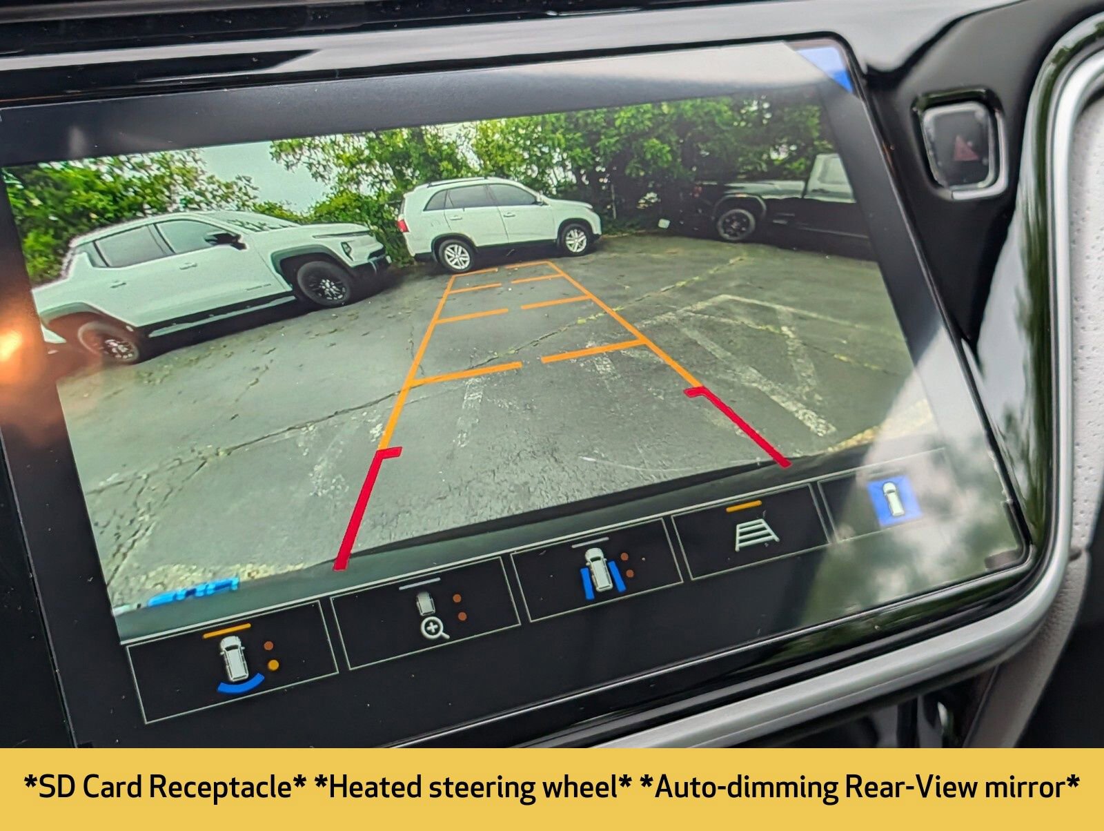 Used 2023 Chevrolet Bolt EUV Premier FWD image 7