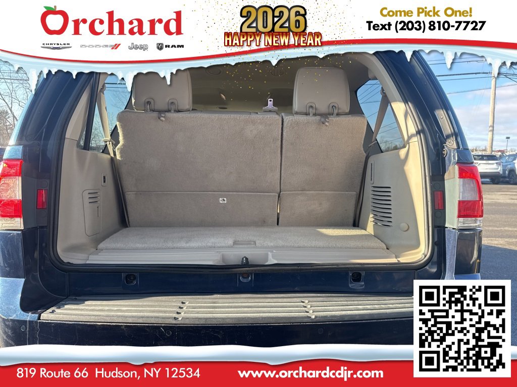 Used 2017 Lincoln Navigator Select image 13