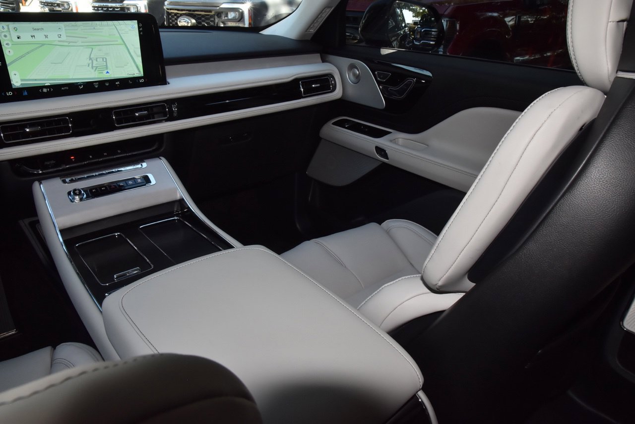 New 2027 Lincoln Aviator Reserve AWD/4WD image 18