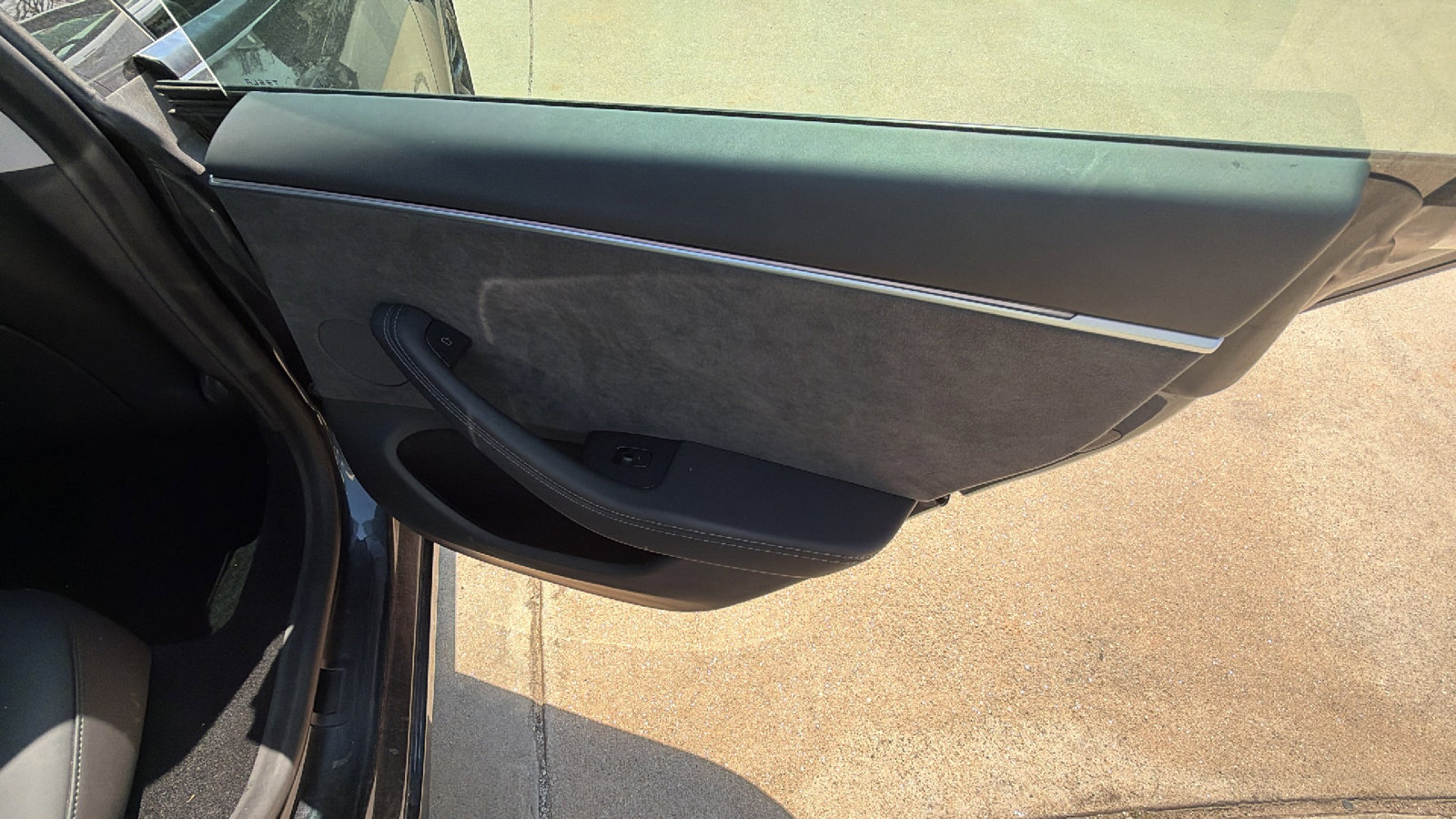 Used 2025 Tesla Model 3 Long Range image 21