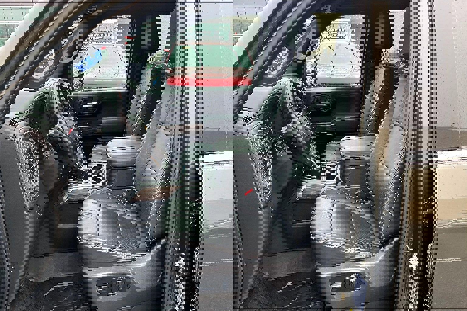 Used 2023 Chevrolet Silverado 2500 High Country image 21