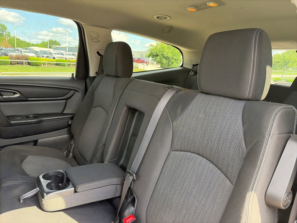 Used 2016 Chevrolet Traverse LT w/ Style and Technology Package FWD image 41