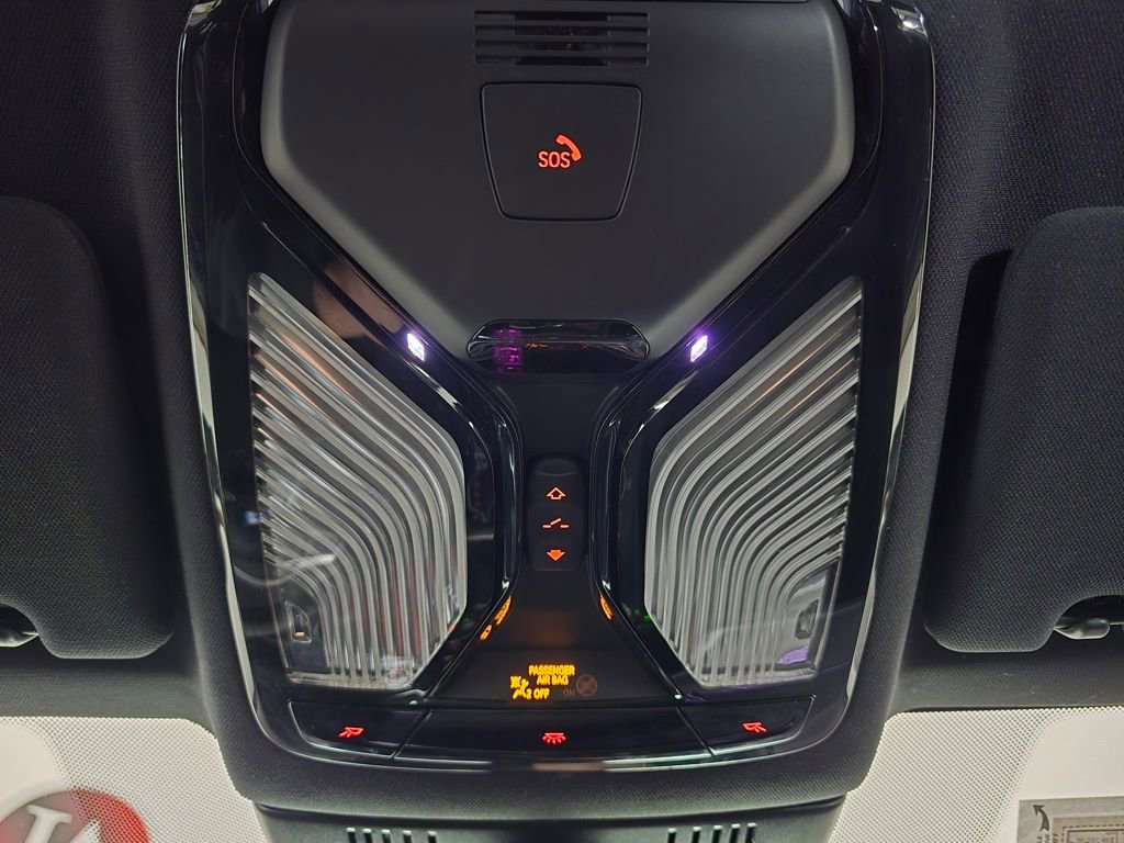 Used 2022 BMW 530i xDrive w/ M Sport Package image 29