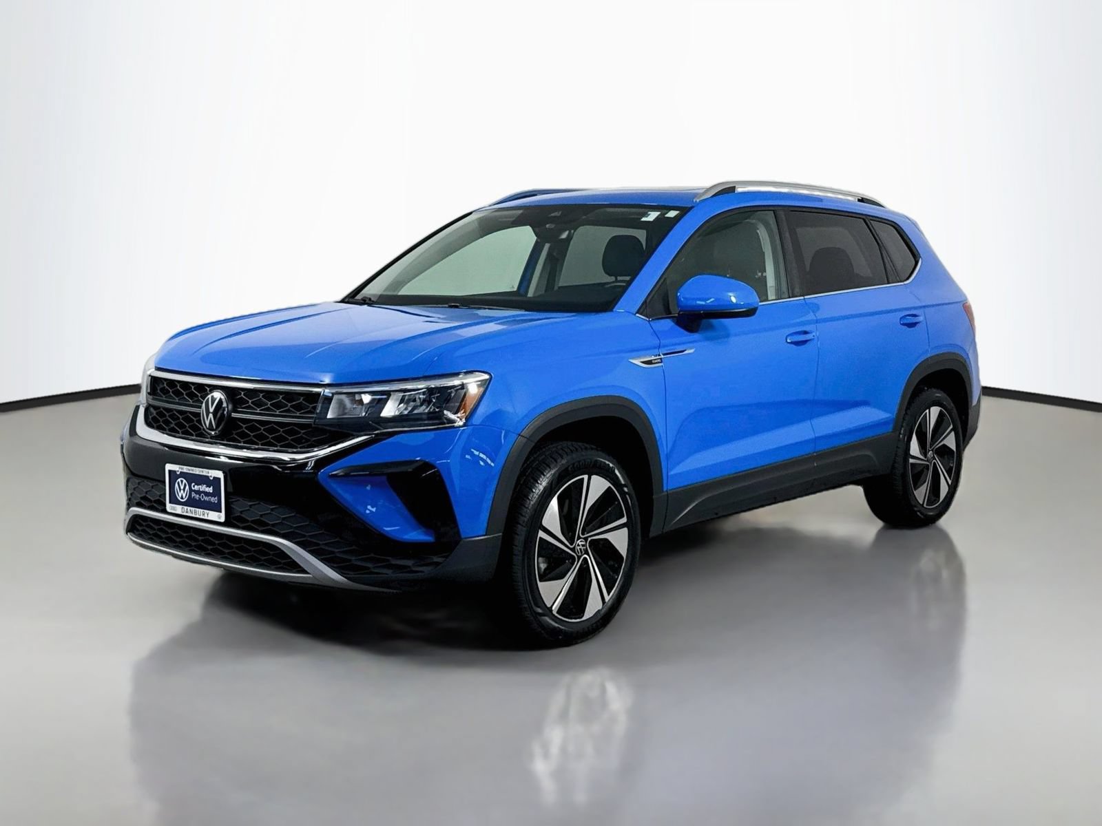 Certified 2023 Volkswagen Taos SE w/ Panoramic Sunroof Package