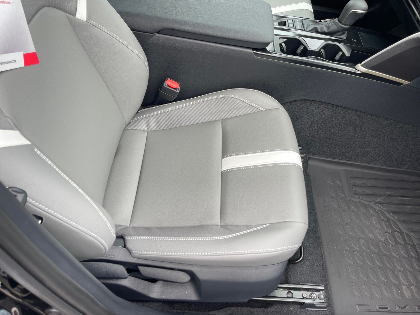 New 2026 Toyota Camry SE FWD image 17