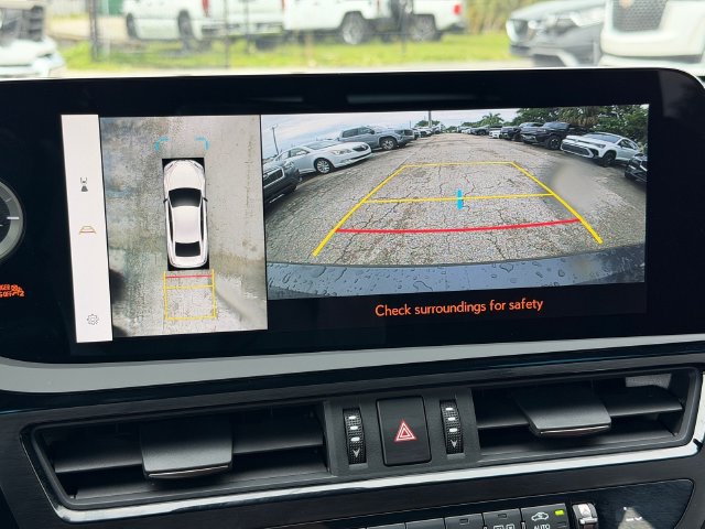 Used 2025 Lexus ES 350 F Sport w/ Accessory Package (Z1) FWD image 23