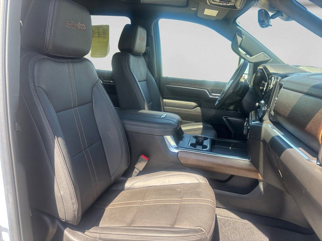 Used 2024 Chevrolet Silverado 3500 High Country w/ High Country Premium Package AWD/4WD image 15