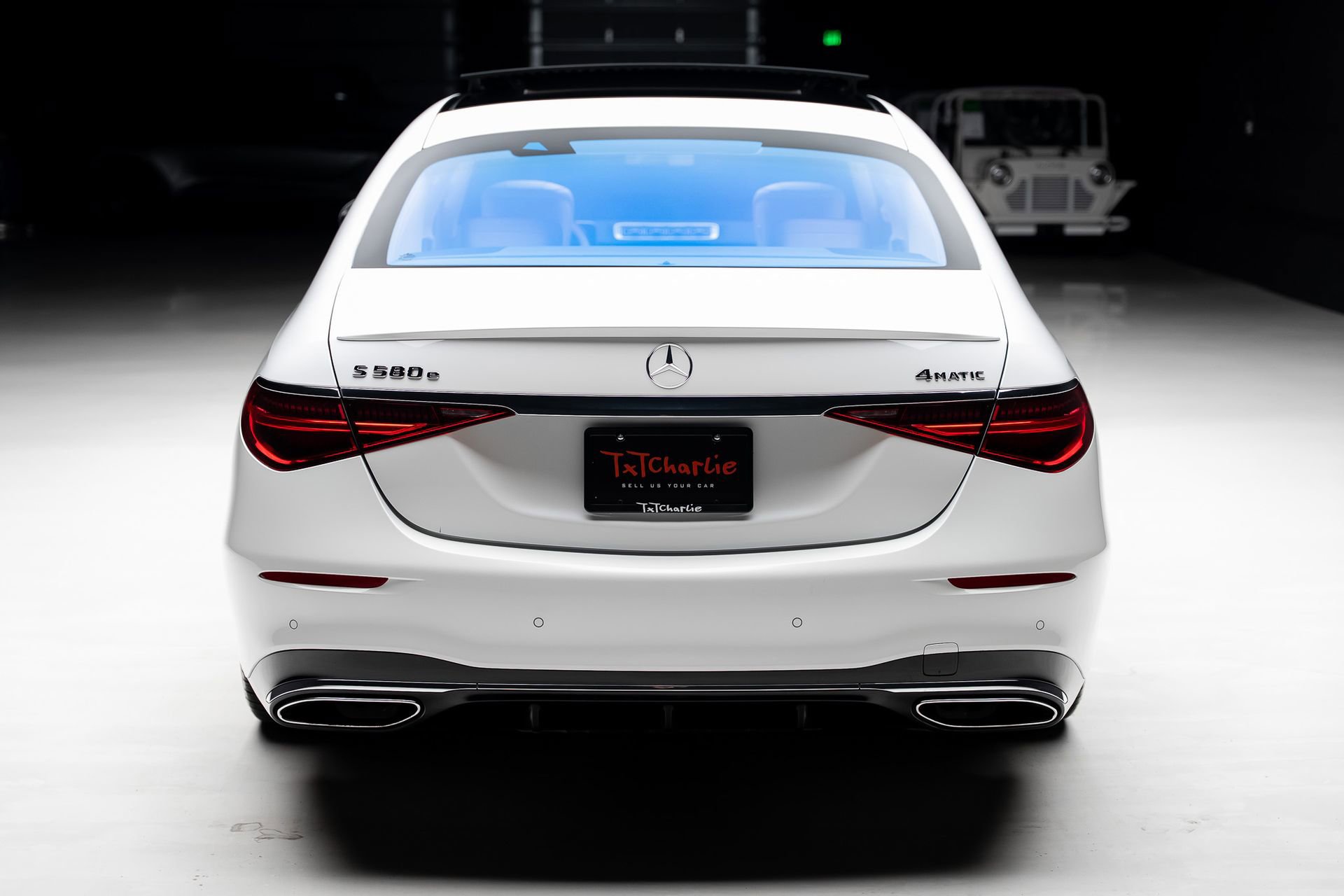 Used 2024 Mercedes-Benz S 580e 4MATIC Sedan w/ AMG Line image 25