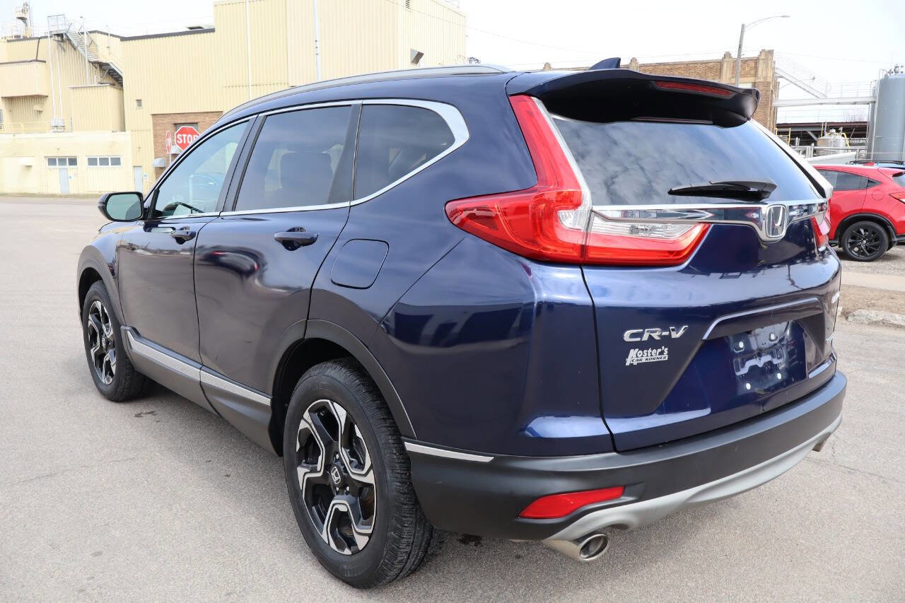 Used 2017 Honda CR-V Touring image 4