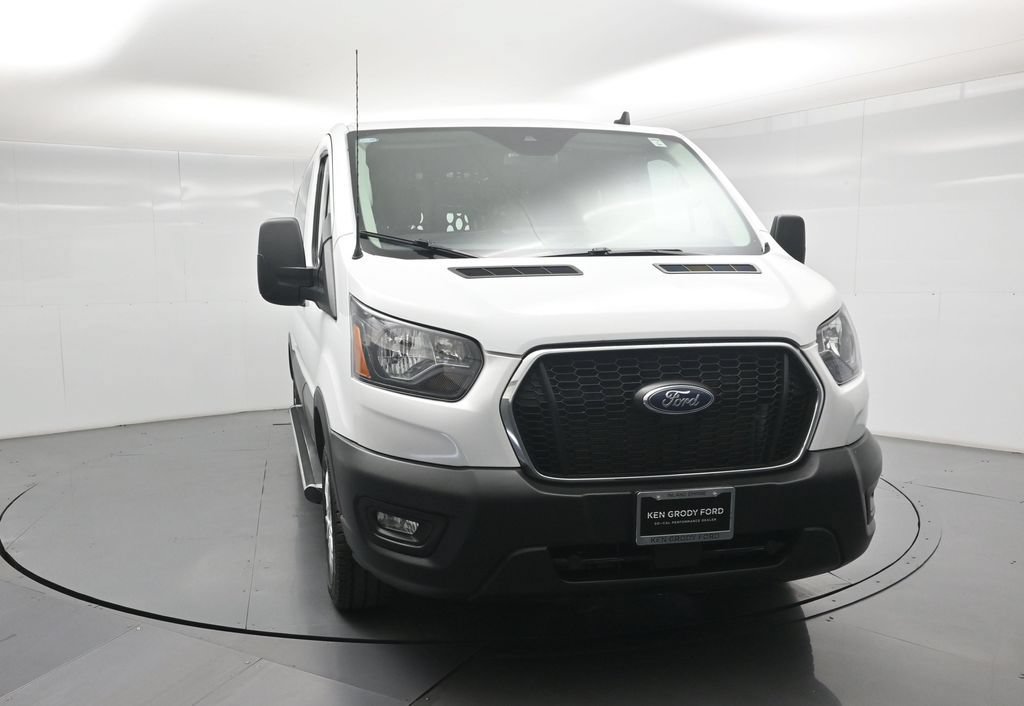 Certified 2025 Ford Transit 250 Low Roof w/ Exterior Upgrade Package RWD image 43