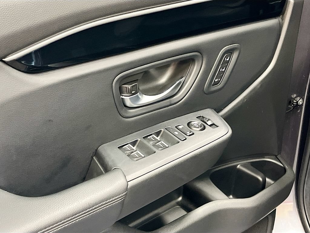 Used 2025 Honda Pilot EX-L image 17