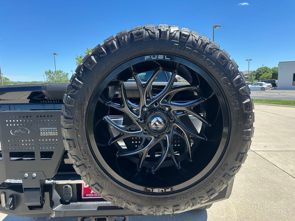 Used 2017 Ford F350 Platinum AWD/4WD image 6