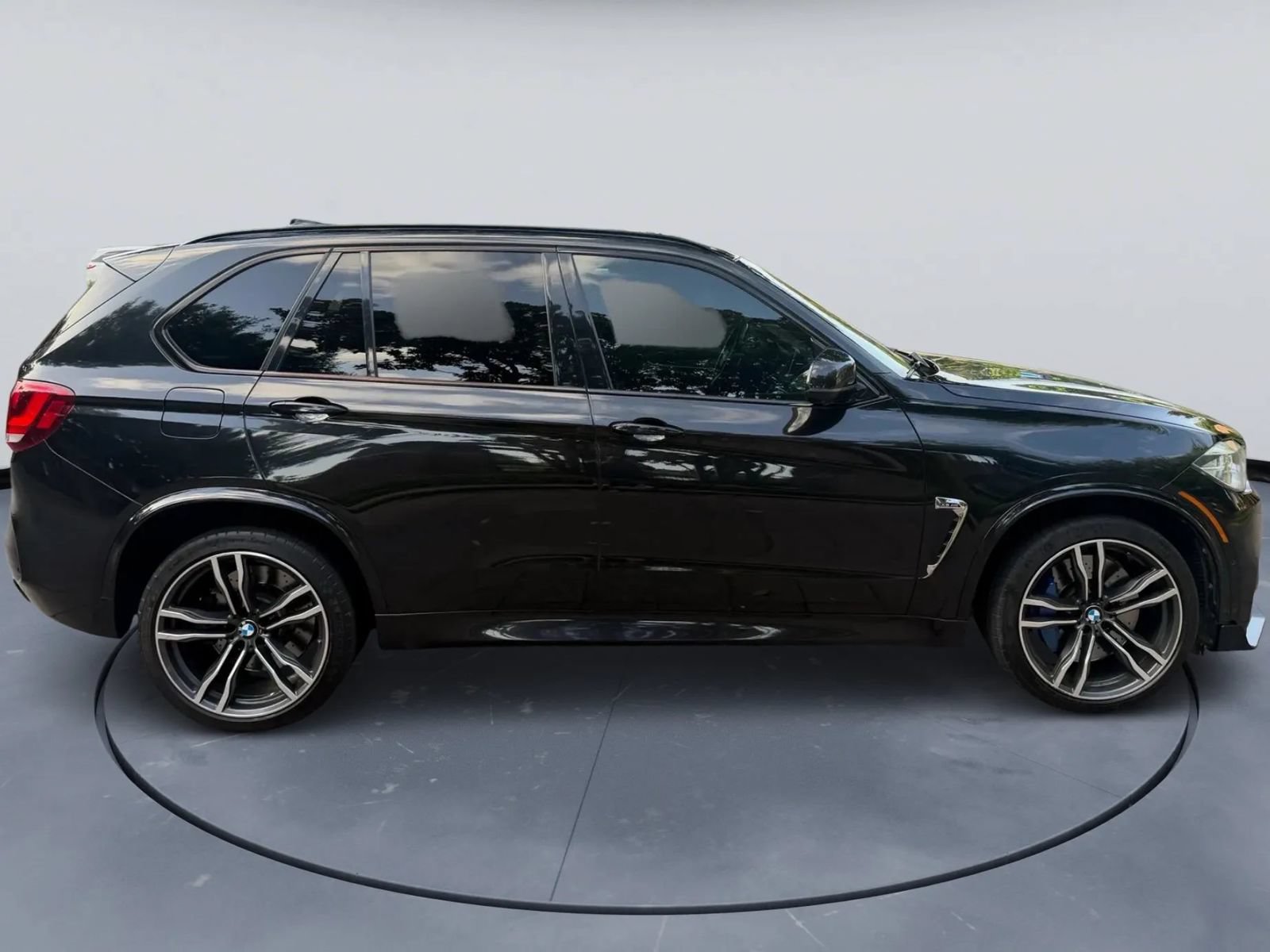 Used 2015 BMW X5 M AWD/4WD image 8