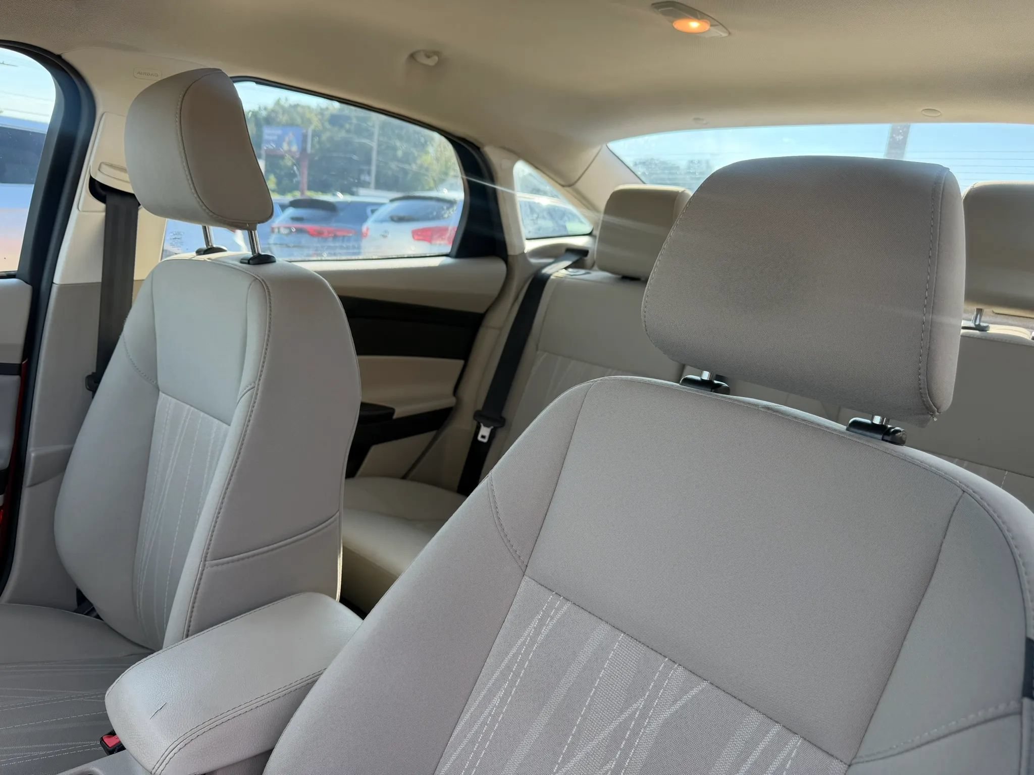 Used 2018 Ford Focus SE FWD image 13