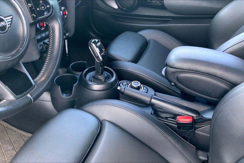 Certified 2023 MINI Cooper S image 11