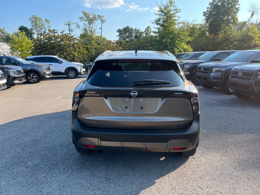New 2027 Nissan Kicks SV w/ SV Premium Package AWD/4WD image 10