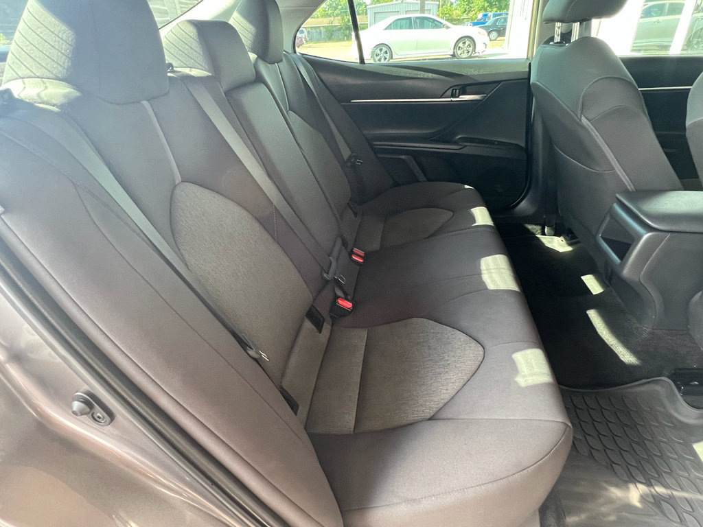 Used 2023 Toyota Camry LE FWD image 17