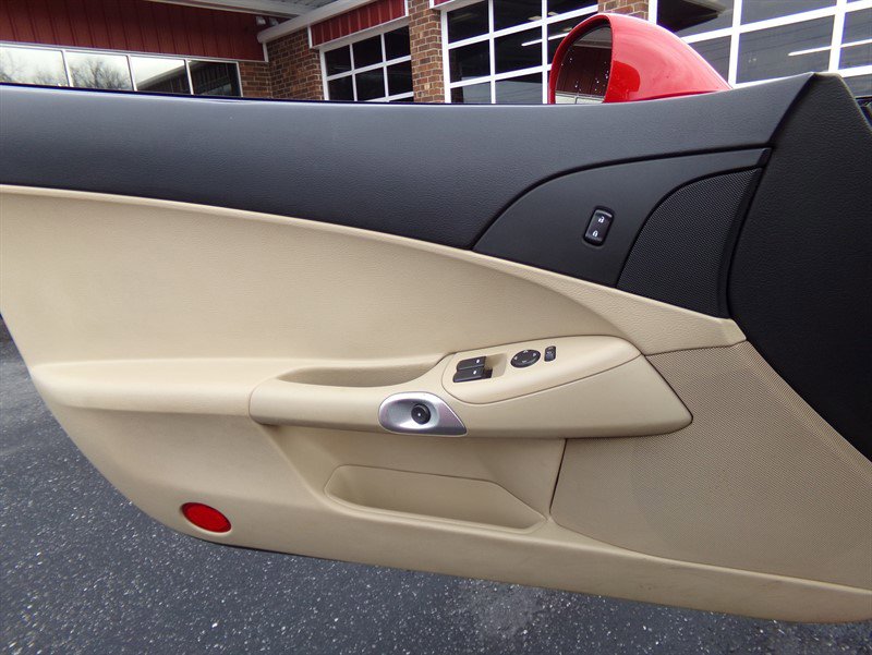 Used 2006 Chevrolet Corvette Convertible image 60