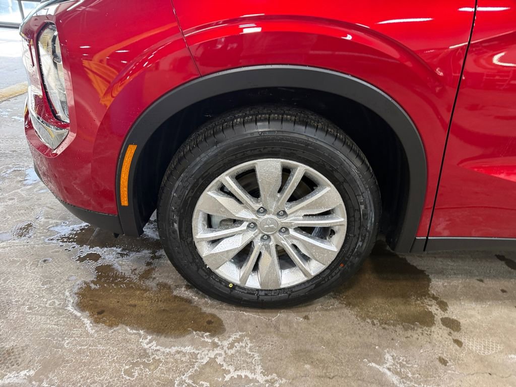 New 2026 Mitsubishi Outlander ES AWD/4WD image 37