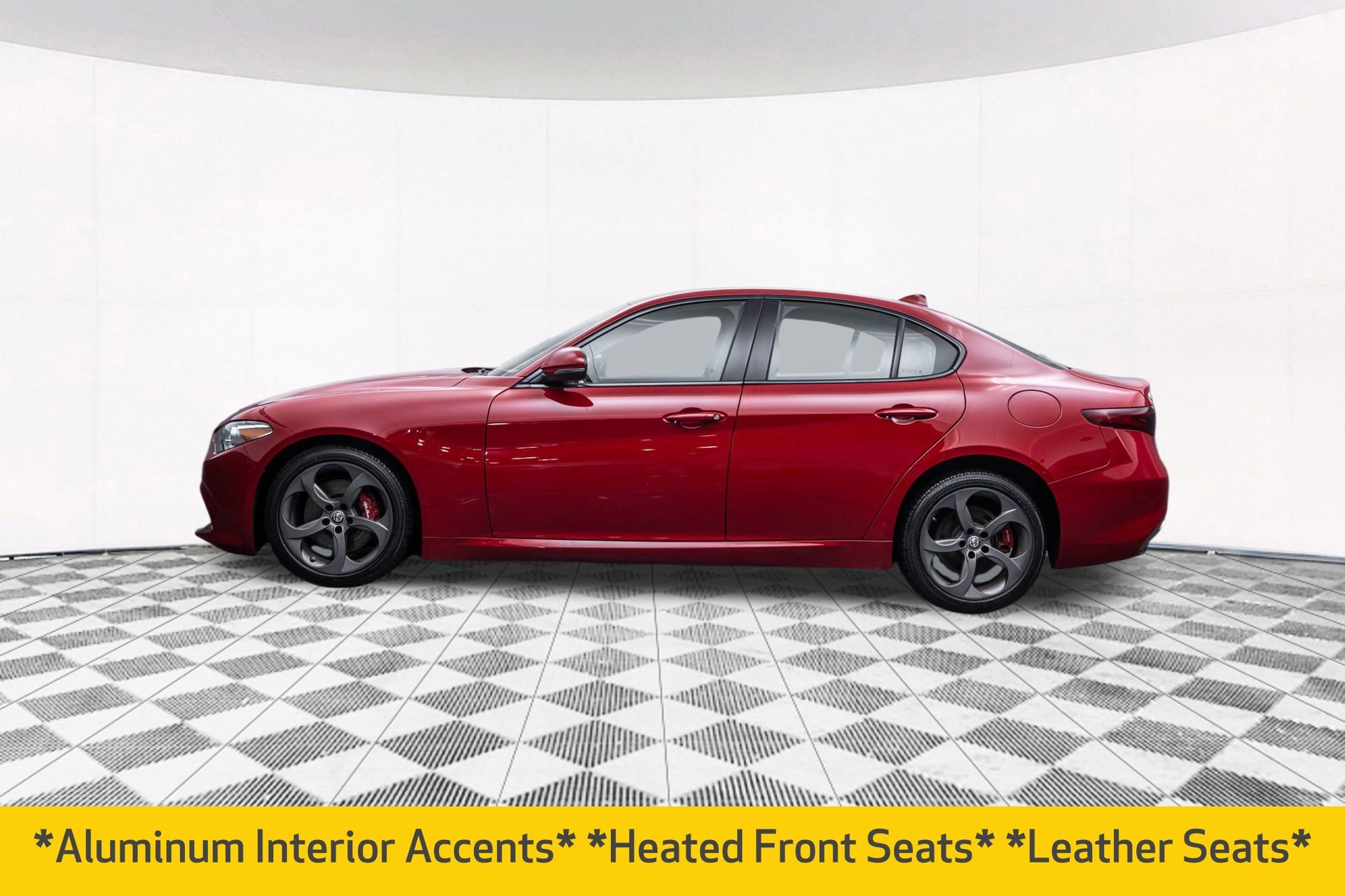 Used 2017 Alfa Romeo Giulia AWD w/ Sport Appearance Package image 7