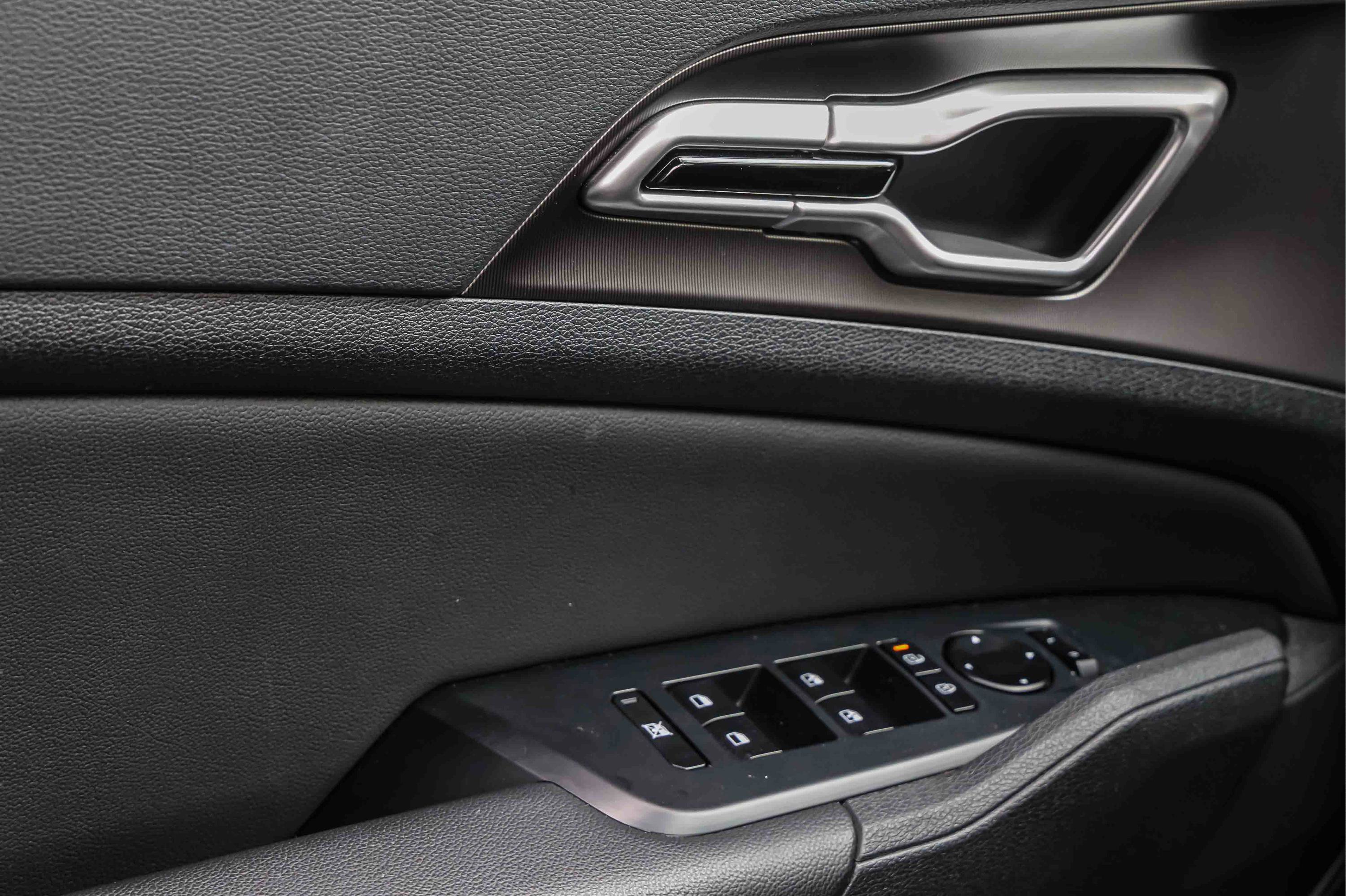 Certified 2026 Kia Sportage EX FWD image 16