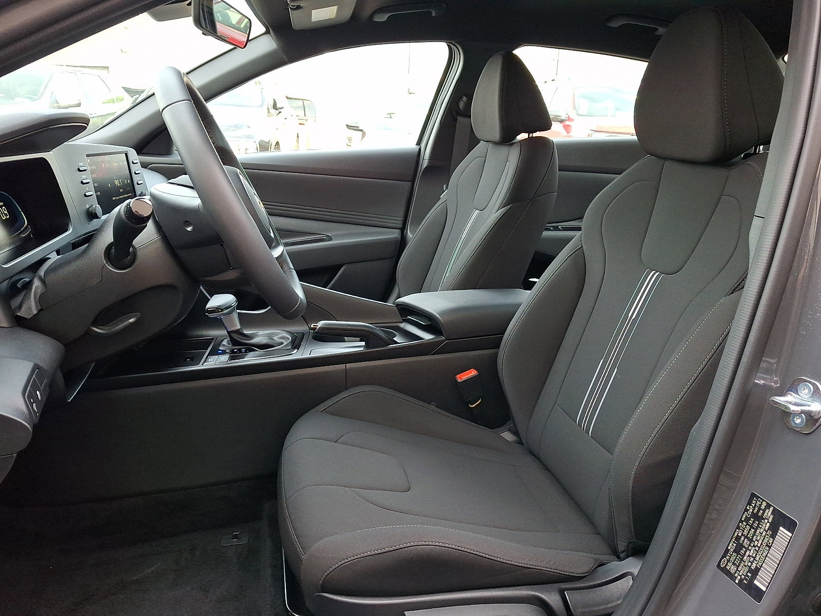 Certified 2025 Hyundai Elantra Sport FWD image 13