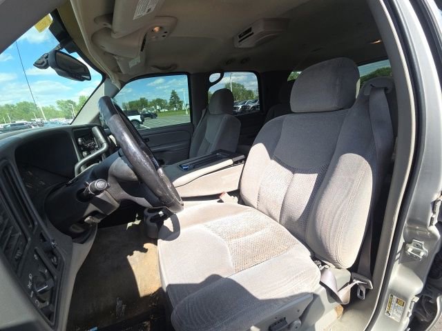 Used 2006 Chevrolet Tahoe LS w/ Smart Select Package RWD image 24