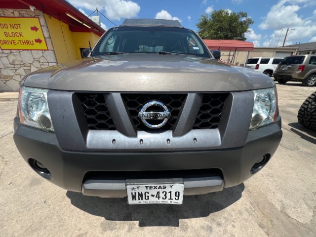 Used 2008 Nissan Xterra Off-Road w/ Technology Pkg AWD/4WD image 2