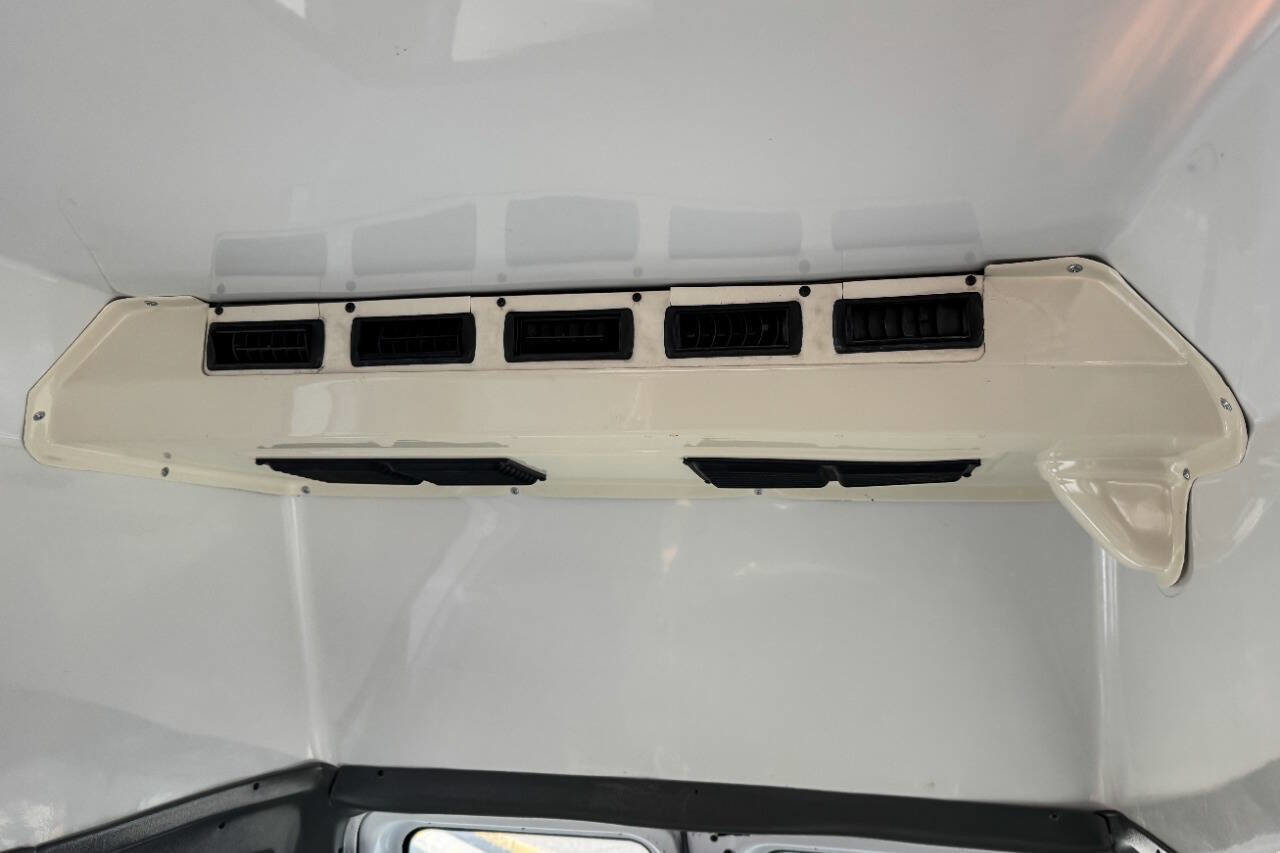 Used 2011 Ford E-350 and Econoline 350 Extended Super Duty w/ PWR Group image 20