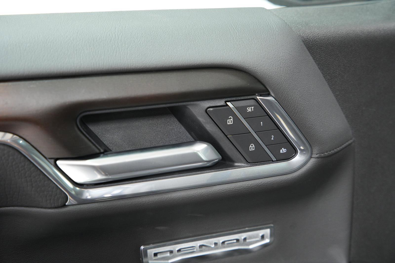 New 2026 GMC Sierra 1500 Denali w/ Denali Reserve Package image 26
