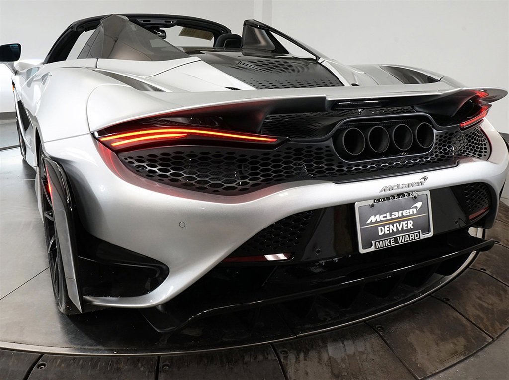 Used 2022 McLaren 765LT image 20