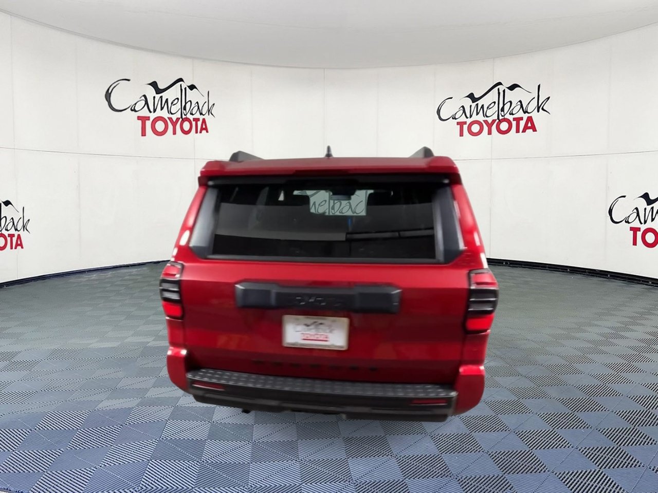 Used 2025 Toyota 4Runner SR5 AWD/4WD image 9