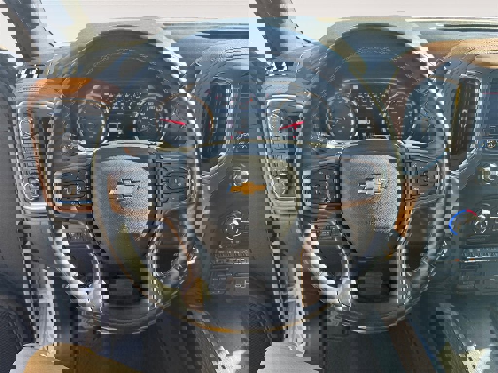 Used 2023 Chevrolet Silverado 3500 High Country w/ Z71 Off-Road Package image 12