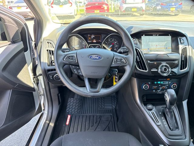 Used 2018 Ford Focus SEL FWD image 17