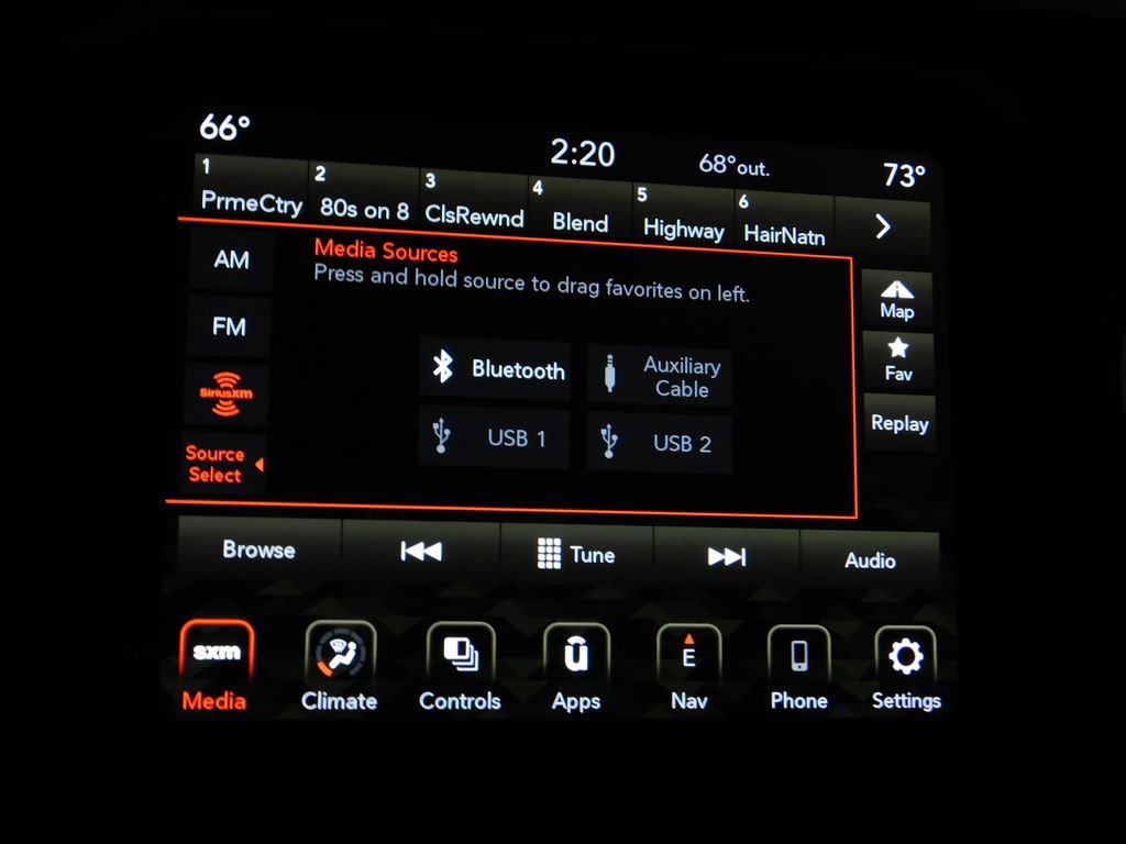 Used 2021 Jeep Wrangler Unlimited Rubicon w/ Dual Top Group AWD/4WD image 59