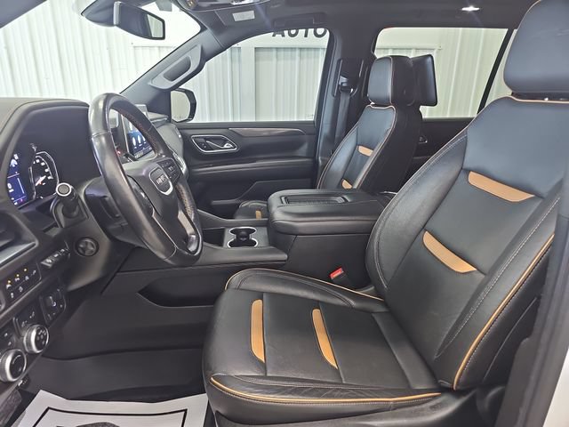 Used 2021 GMC Yukon XL AT4 w/ AT4 Premium Plus Package AWD/4WD image 9