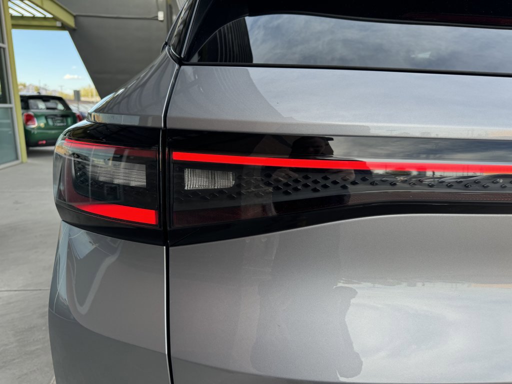 Used 2023 Volkswagen ID.4 Pro image 14