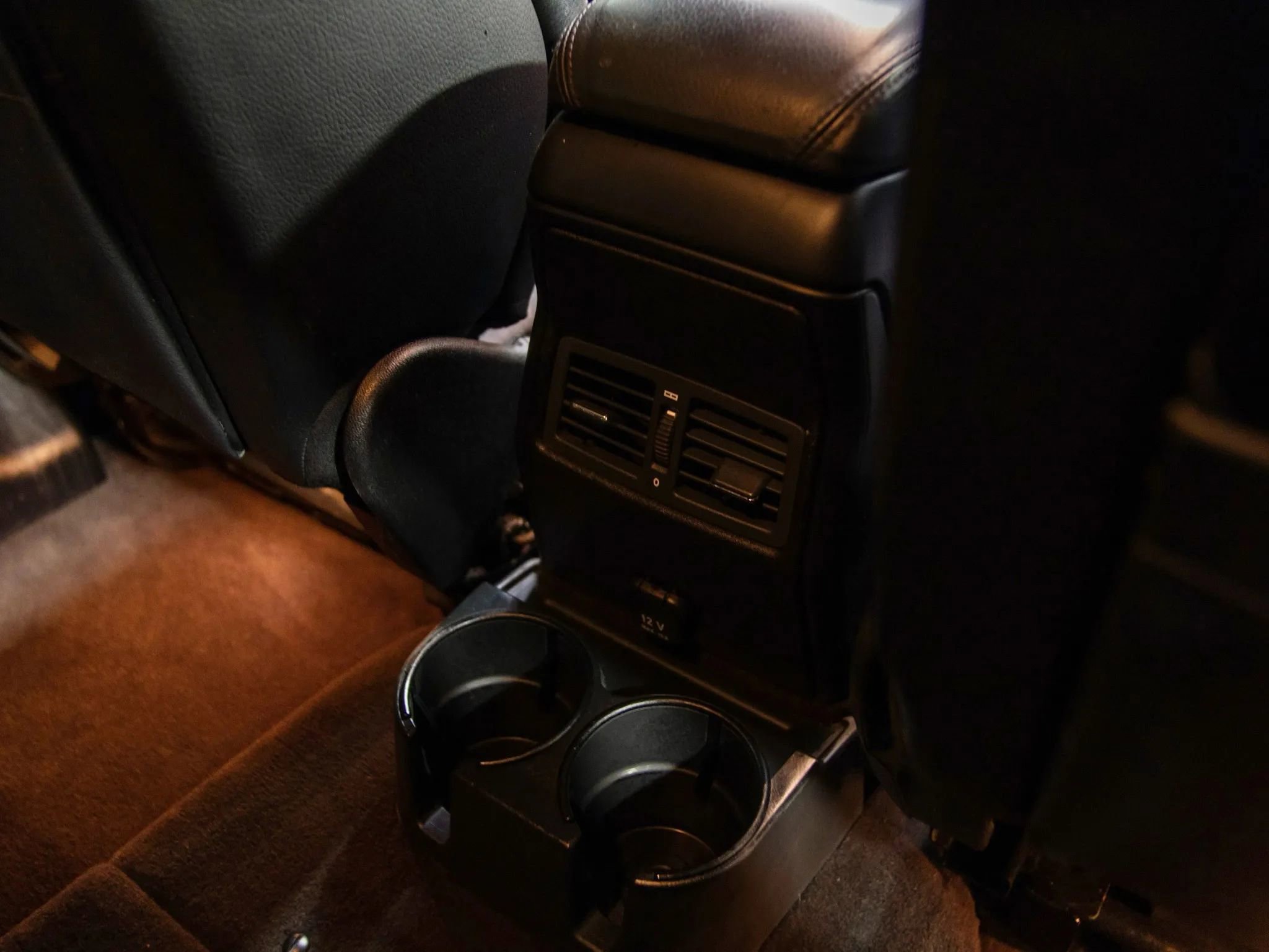 Used 2015 Mercedes-Benz G 550 image 27