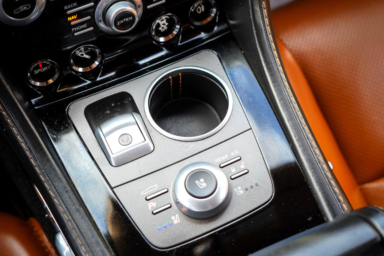 Used 2014 Aston Martin Rapide S image 18