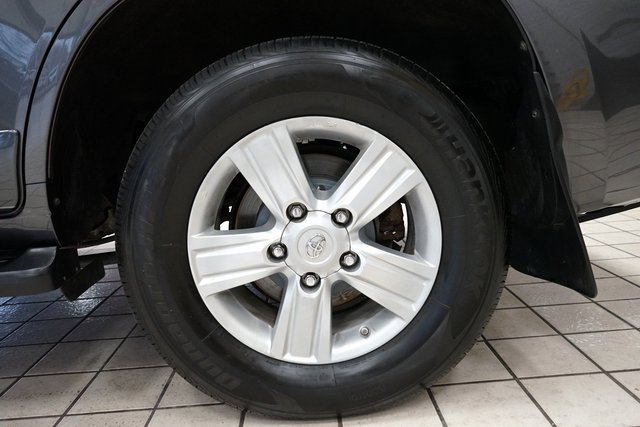 Used 2013 Toyota Land Cruiser image 64