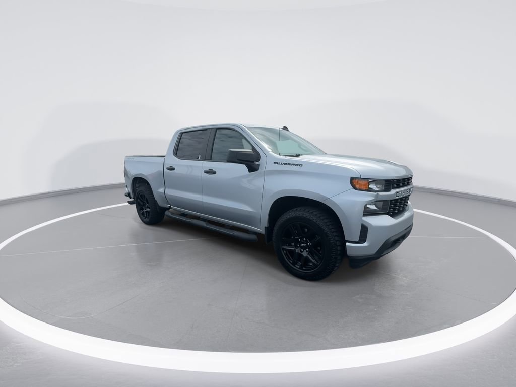 Used 2021 Chevrolet Silverado 1500 Custom w/ Rally Edition AWD/4WD image 2