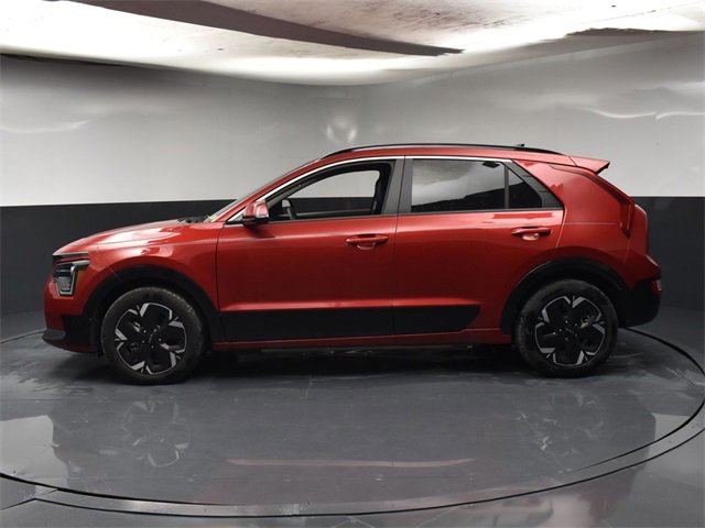 Used 2024 Kia Niro Wind w/ Wind Preserve Package image 5