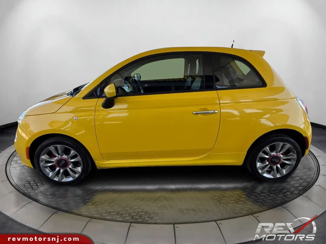 Used 2015 FIAT 500 Sport image 2