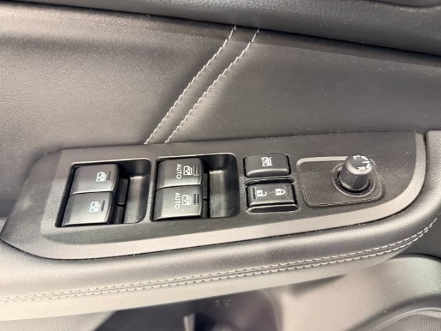 Used 2018 Subaru Outback 2.5i Limited AWD/4WD image 32