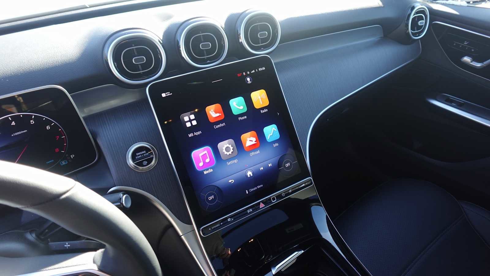 Used 2026 Mercedes-Benz GLC 300 4MATIC image 30