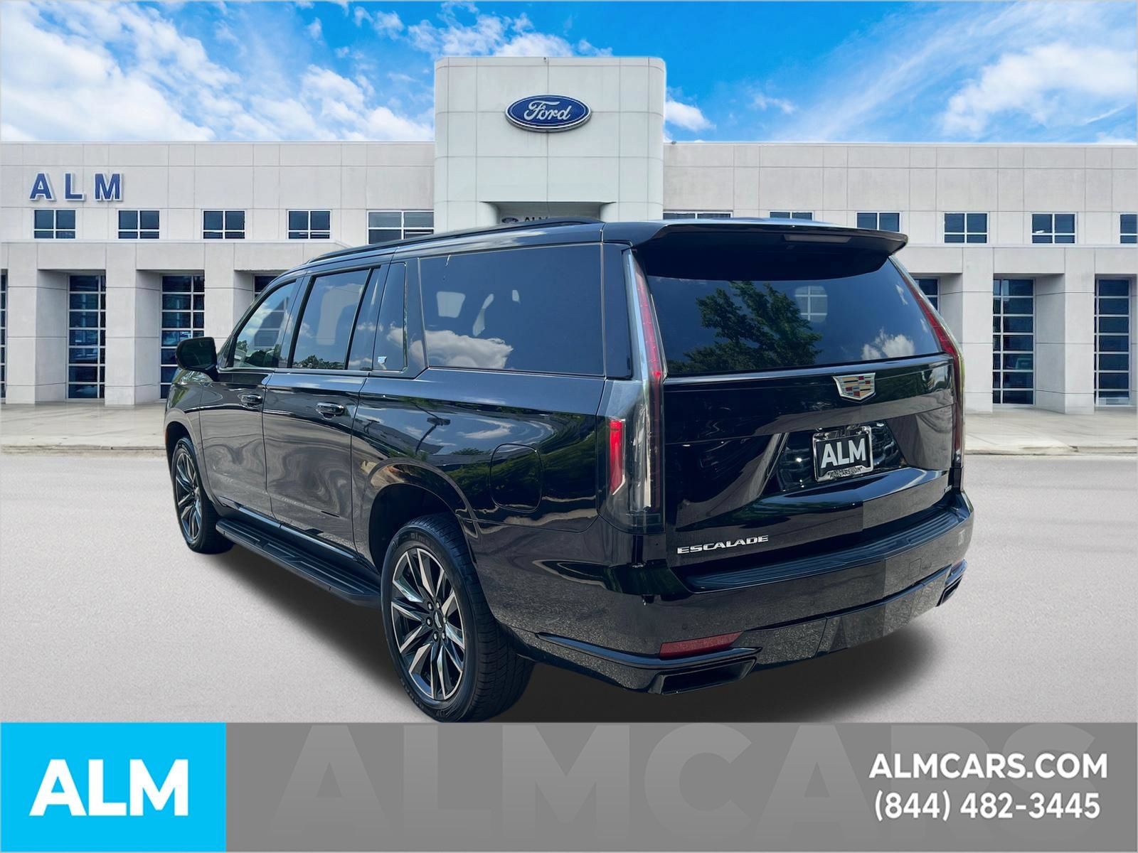 Used 2022 Cadillac Escalade ESV Sport AWD/4WD image 8