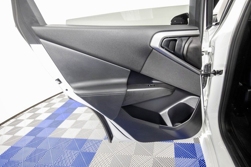 Used 2025 BMW X3 xDrive30i image 14